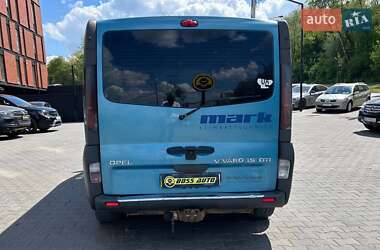 Минивэн Opel Vivaro 2004 в 