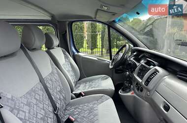 Минивэн Opel Vivaro 2004 в 