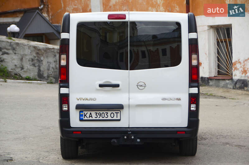 Минивэн Opel Vivaro 2017 в Кременце