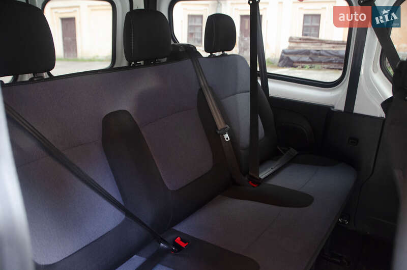 Минивэн Opel Vivaro 2017 в Кременце