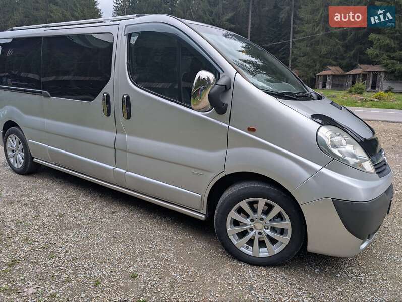 Мінівен Opel Vivaro 2012 в Яремчі фото 6 Мінівен Opel Vivaro 2012 в Яремчі