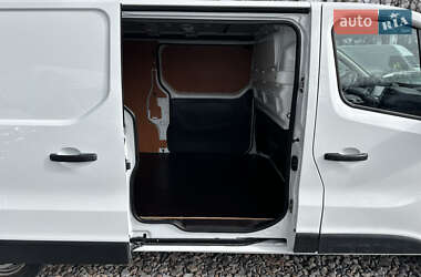 Грузовой фургон Opel Vivaro 2017 в 