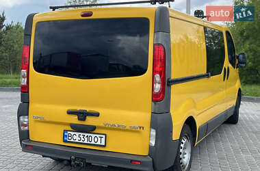 Грузовой фургон Opel Vivaro 2010 в 