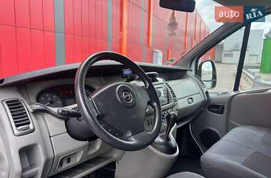 Минивэн Opel Vivaro 2010 в 