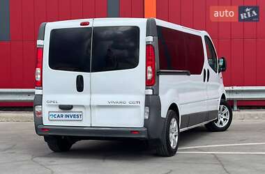 Минивэн Opel Vivaro 2010 в 