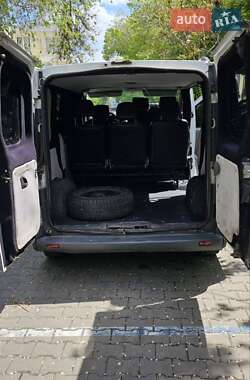 Мінівен Opel Vivaro 2006 в 