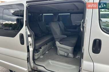 Мінівен Opel Vivaro 2011 в 