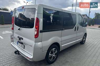 Мінівен Opel Vivaro 2011 в 