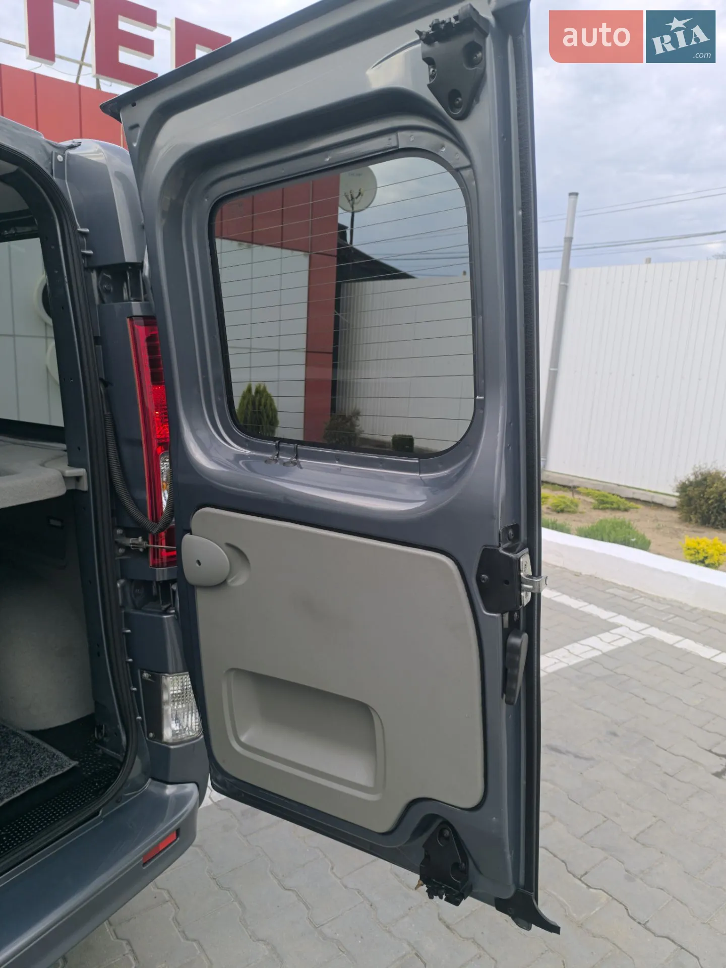 2011 Opel Vivaro - мініатюра 165
