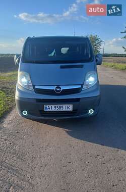 Минивэн Opel Vivaro 2008 в 