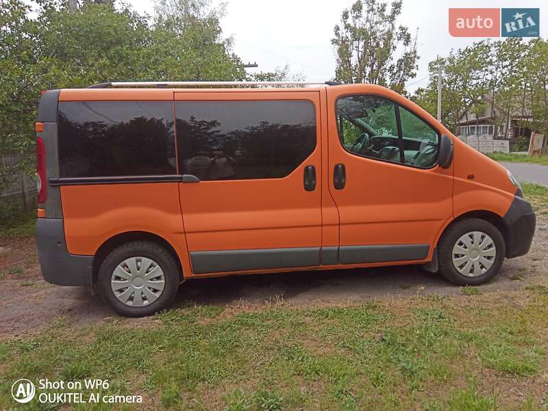 Мінівен Opel Vivaro 2010 в Дніпрі фото 8 Мінівен Opel Vivaro 2010 в Дніпрі