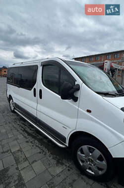 Мінівен Opel Vivaro 2013 в 