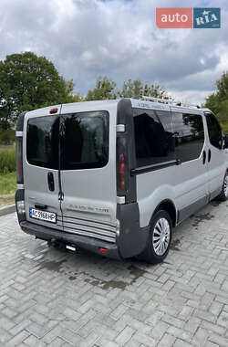 Мінівен Opel Vivaro 2004 в 