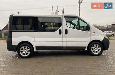 Минивэн Opel Vivaro 2005 в 