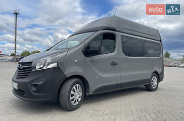 Мінівен Opel Vivaro 2017 в Сарнах