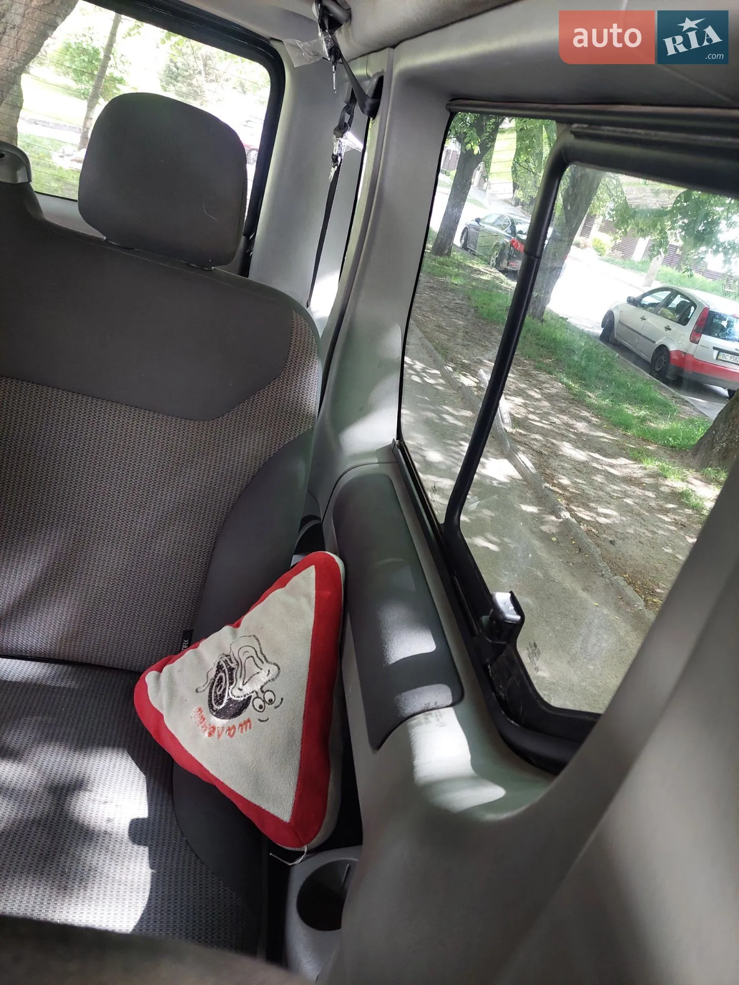 2012 Opel Vivaro - мініатюра 10