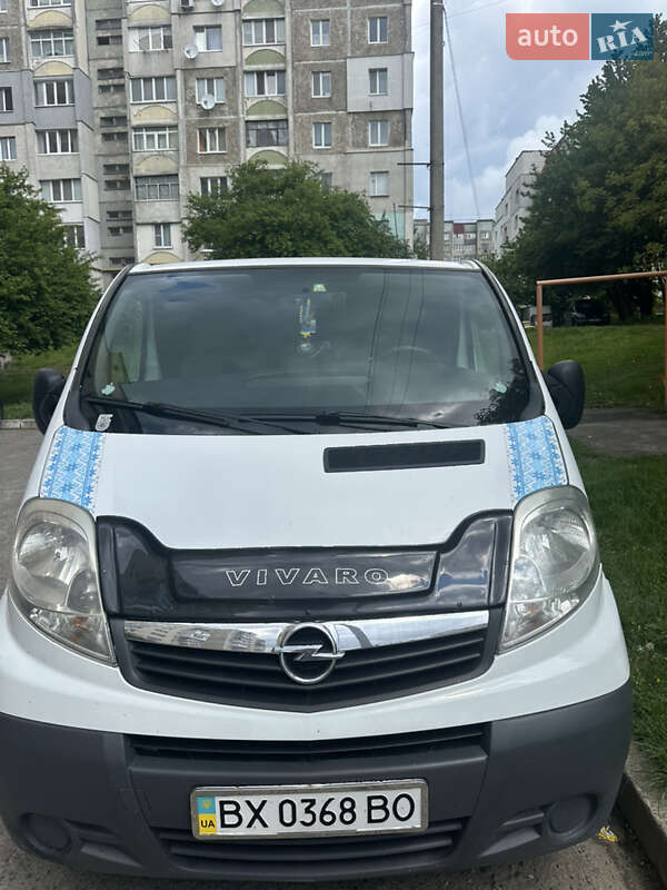 Минивэн Opel Vivaro 2006 в Хмельницком