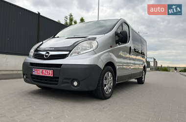 Мінівен Opel Vivaro 2013 в 