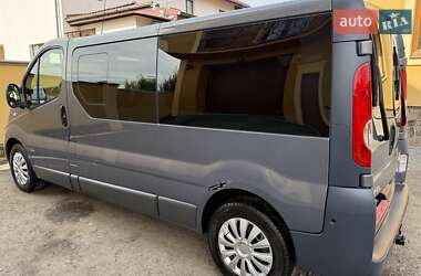 Мінівен Opel Vivaro 2013 в 