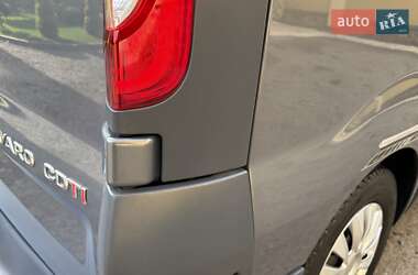Мінівен Opel Vivaro 2013 в 