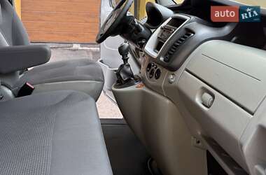 Мінівен Opel Vivaro 2013 в 