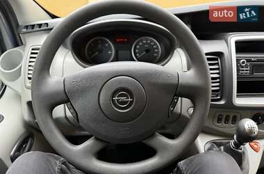 Мінівен Opel Vivaro 2013 в 