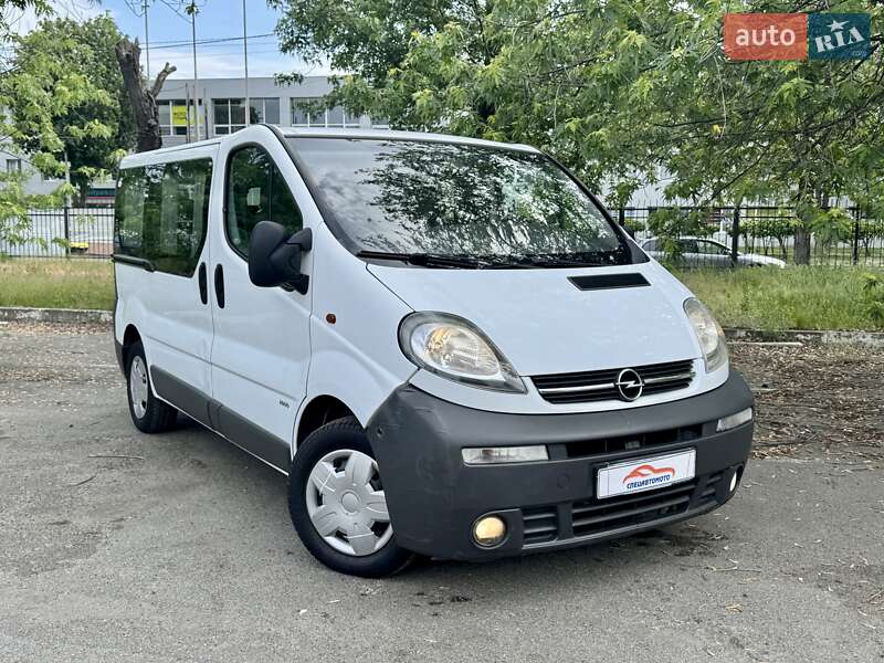 Opel Vivaro 2005