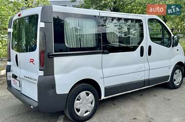 Минивэн Opel Vivaro 2005 в 