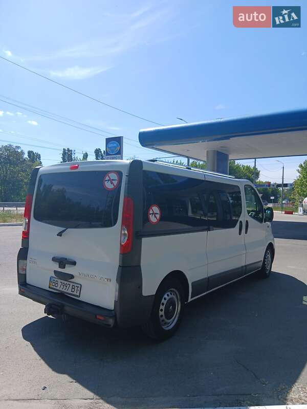 Минивэн Opel Vivaro 2013 в Днепре