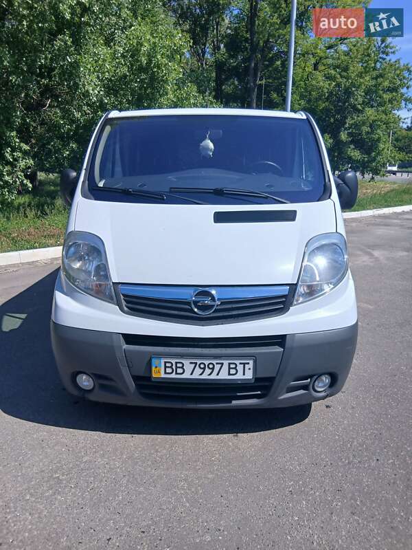 Минивэн Opel Vivaro 2013 в Днепре