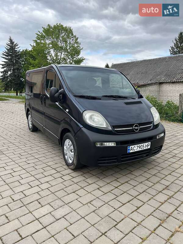 Opel Vivaro 2002