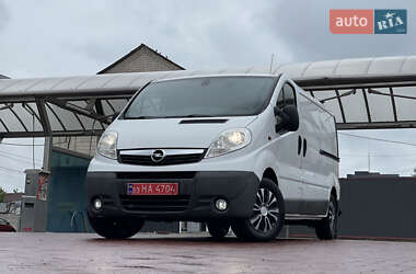 Грузовой фургон Opel Vivaro 2014 в 