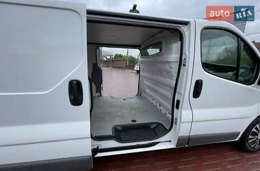 Грузовой фургон Opel Vivaro 2014 в 