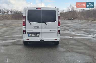 Мінівен Opel Vivaro 2015 в 
