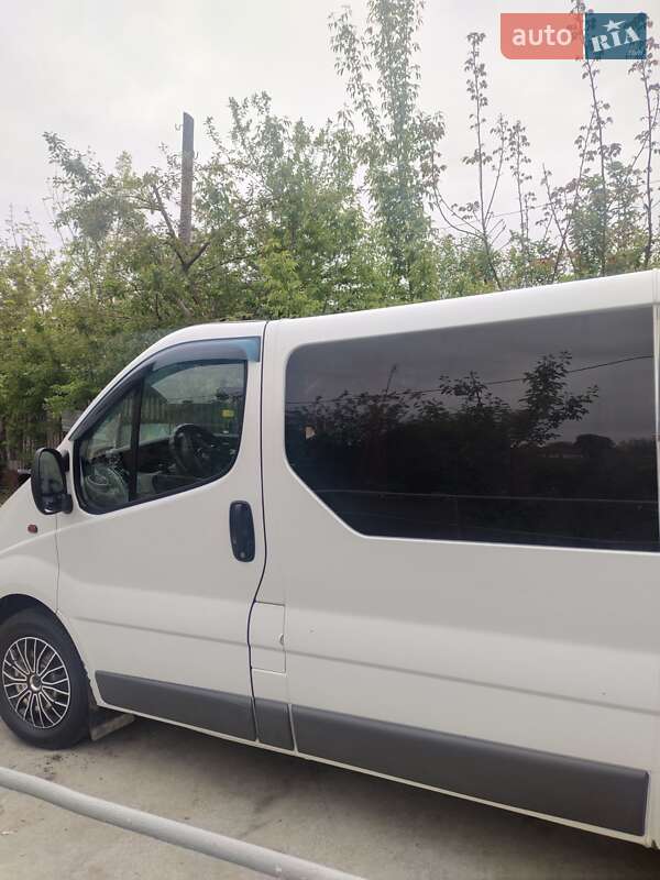 Минивэн Opel Vivaro 2007 в Киеве