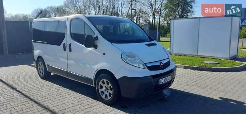 Минивэн Opel Vivaro 2011 в Коломые