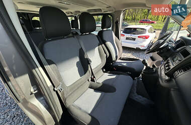 Мінівен Opel Vivaro 2015 в 