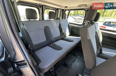 Мінівен Opel Vivaro 2015 в 