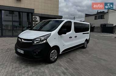 Мінівен Opel Vivaro 2016 в Рівному