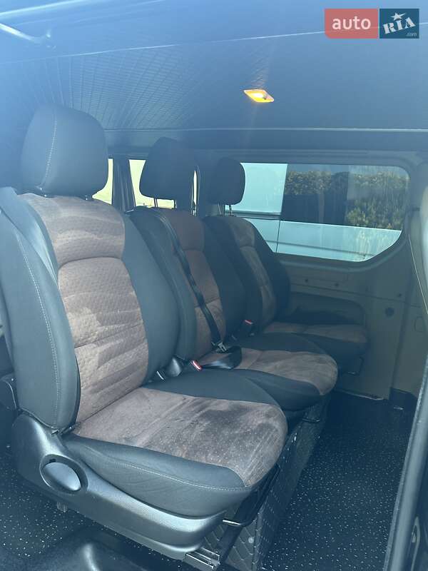 Минивэн Opel Vivaro 2010 в Чорткове