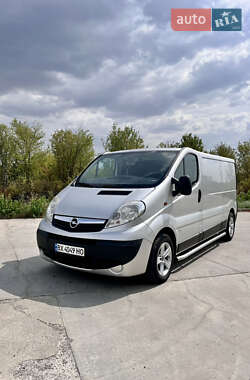 Мінівен Opel Vivaro 2012 в Хотині