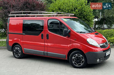 Вантажний фургон Opel Vivaro 2012 в Тернополі