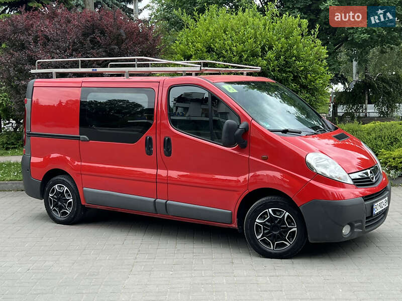 Opel Vivaro 2012