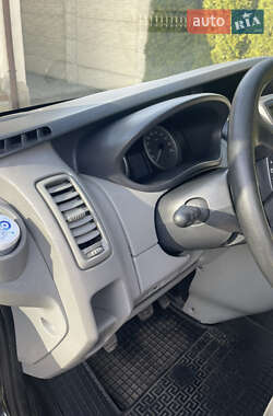 Мінівен Opel Vivaro 2013 в 