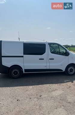 Минивэн Opel Vivaro 2015 в 