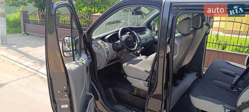 Мінівен Opel Vivaro 2014 в Самборі