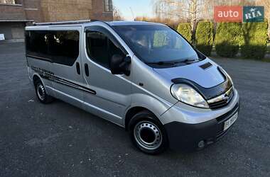 Мінівен Opel Vivaro 2011 в 