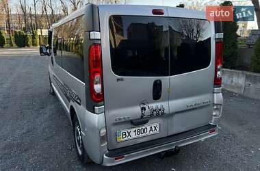 Мінівен Opel Vivaro 2011 в 