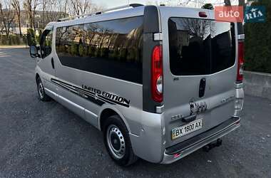 Мінівен Opel Vivaro 2011 в 
