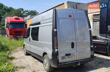 Минивэн Opel Vivaro 2004 в 